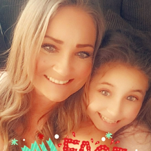 POSHMARK AMBASSADOR โค - Picture 5 of 13